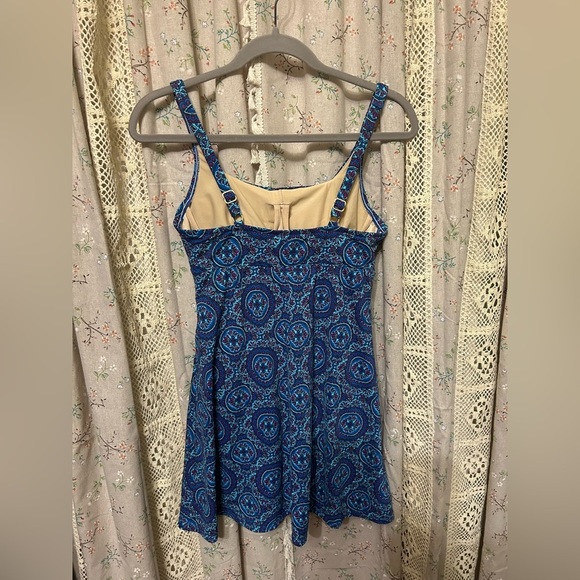 Lands’ End Twist Front One Piece Skirted Swimsuit Size 8 - Picture 8 of 8